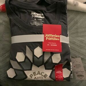 NWT-Christmas Pajama Set